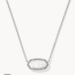 Kendra Scott Elisa Silver Pendant Necklace in Ivory Mother-of-Pearl